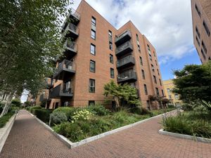 Photo 16- click for photo gallery